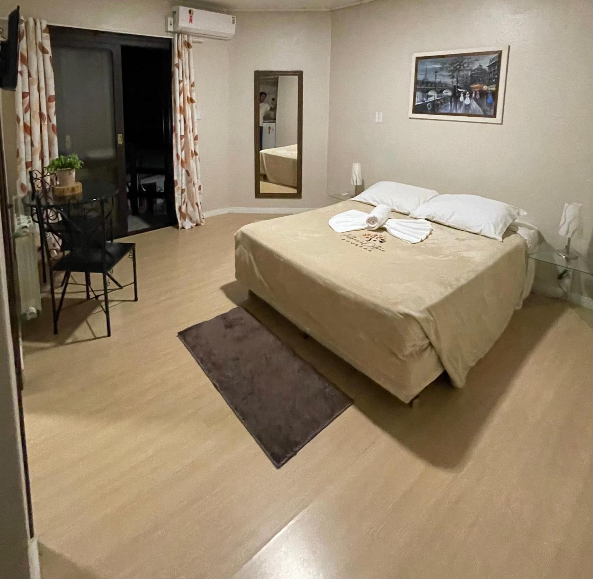 Pousada Folhas De Outono Inn 2*